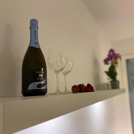 La Dolce Vita Suites Malcesine Bagian luar foto