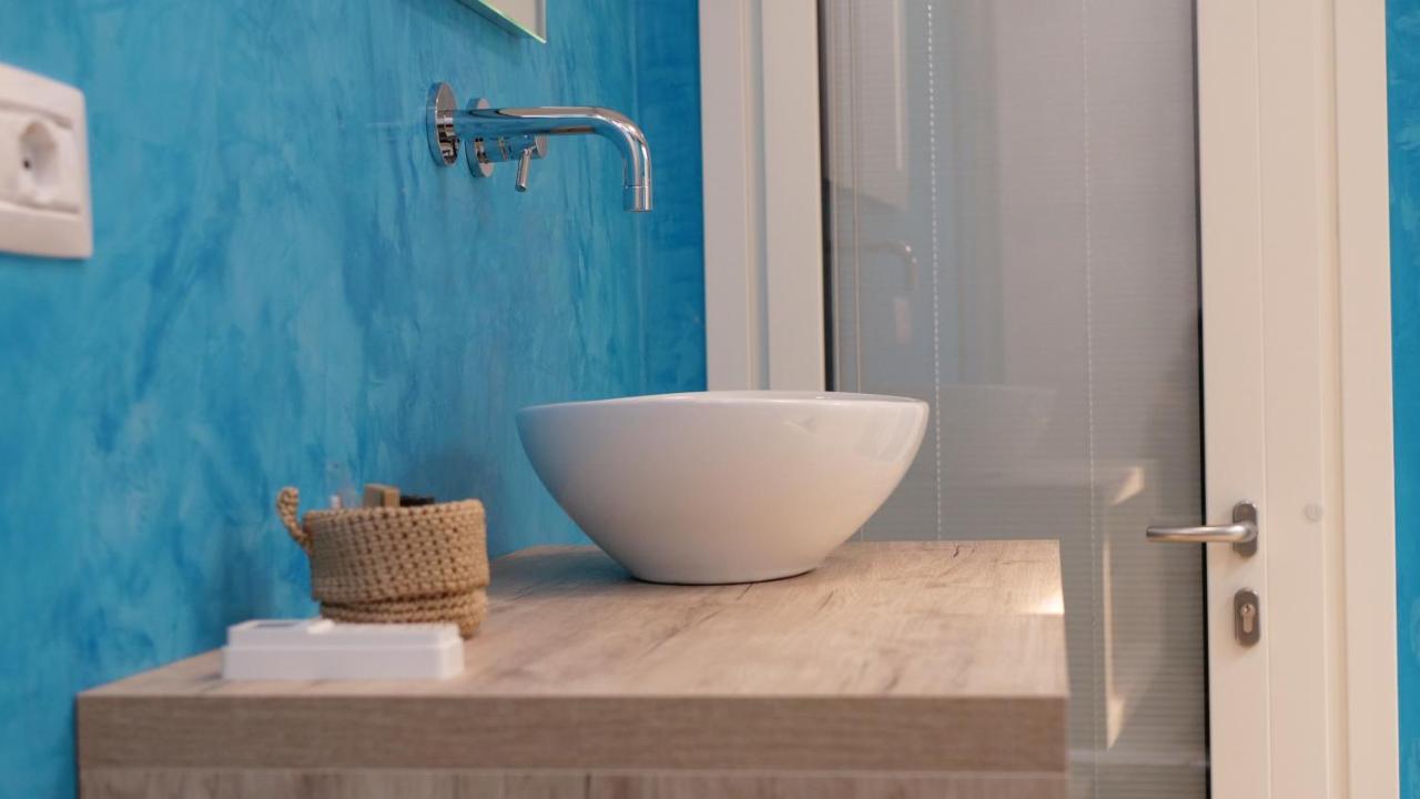 La Dolce Vita Suites Malcesine Bagian luar foto
