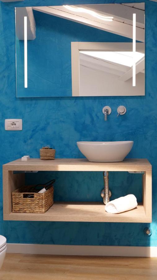 La Dolce Vita Suites Malcesine Bagian luar foto